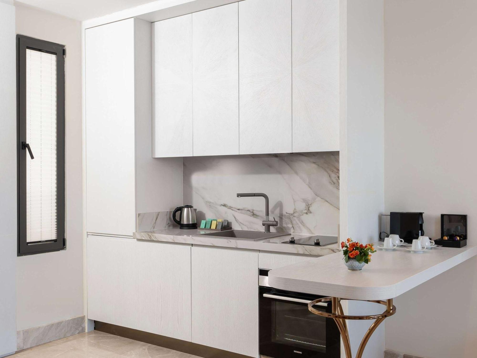 Otel Swissotel Living 5*