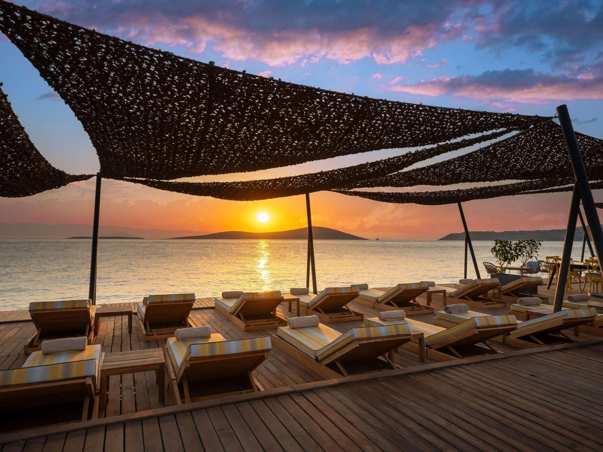 Otel Swissotel Living 5*